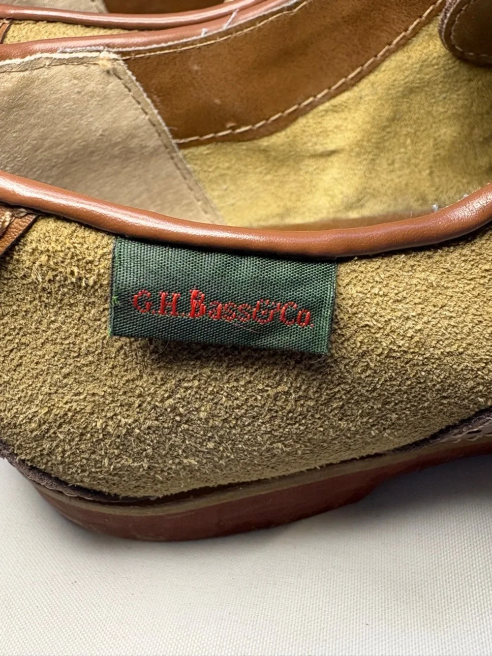 Vintage GH Bass & Co Two-Tone Tan and Brown Suede Leather Derby Oxfords Size 8.5